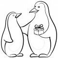 Пингвин дарит подарок другому пингвину - раскраска №12803